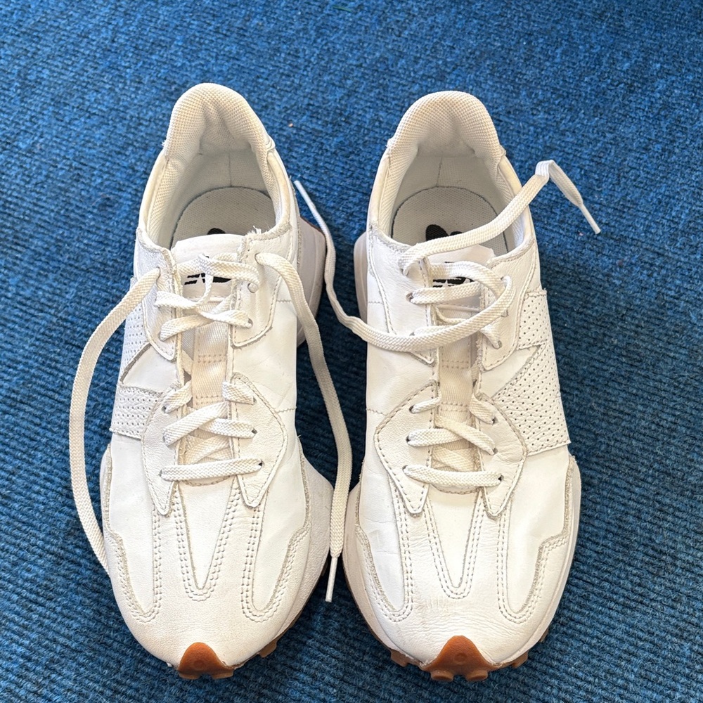 New Balance Women's 327 Sneakers - Picture 4 of 6